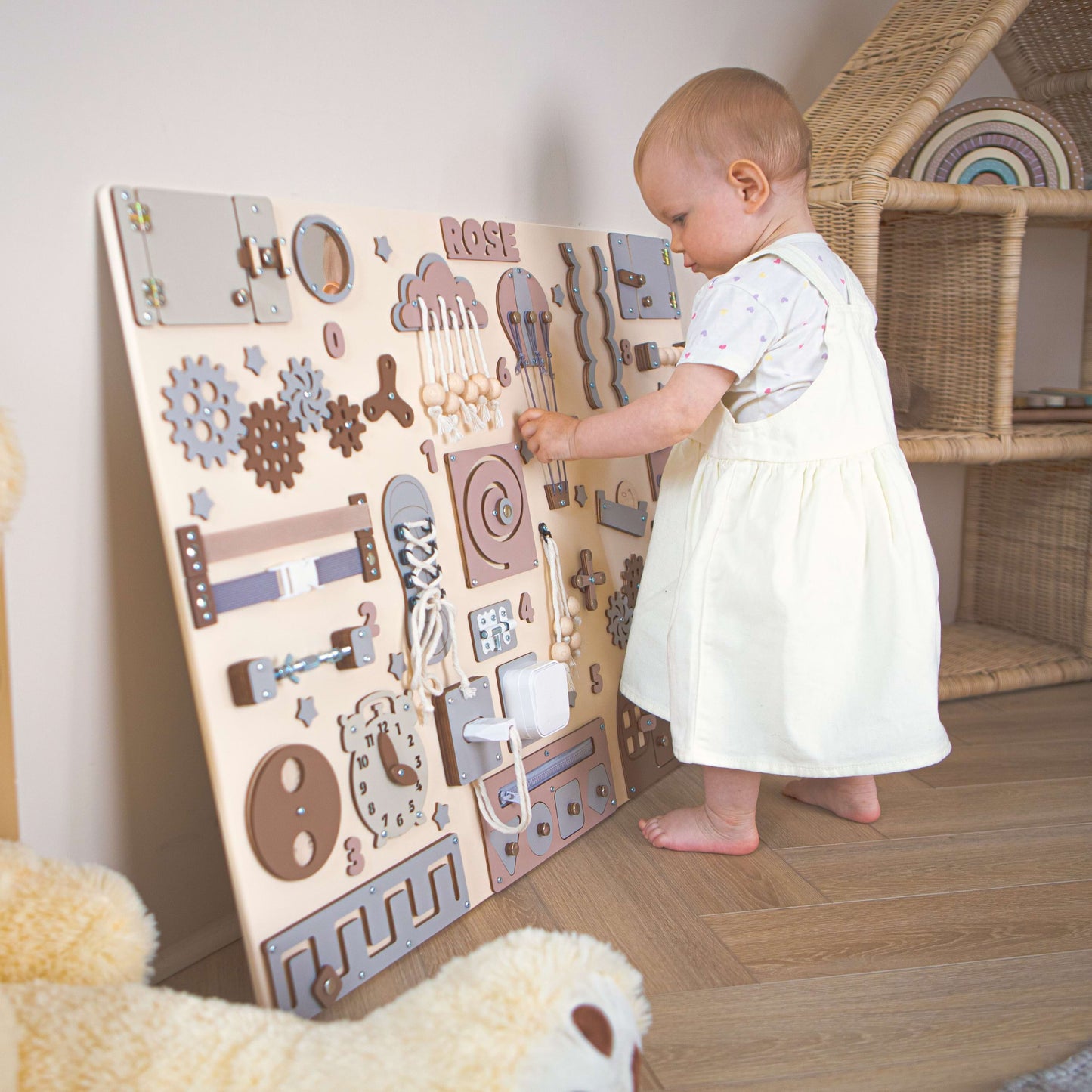Busy Board Montessori en bois 90x60 cm pour enfant dès 1 an